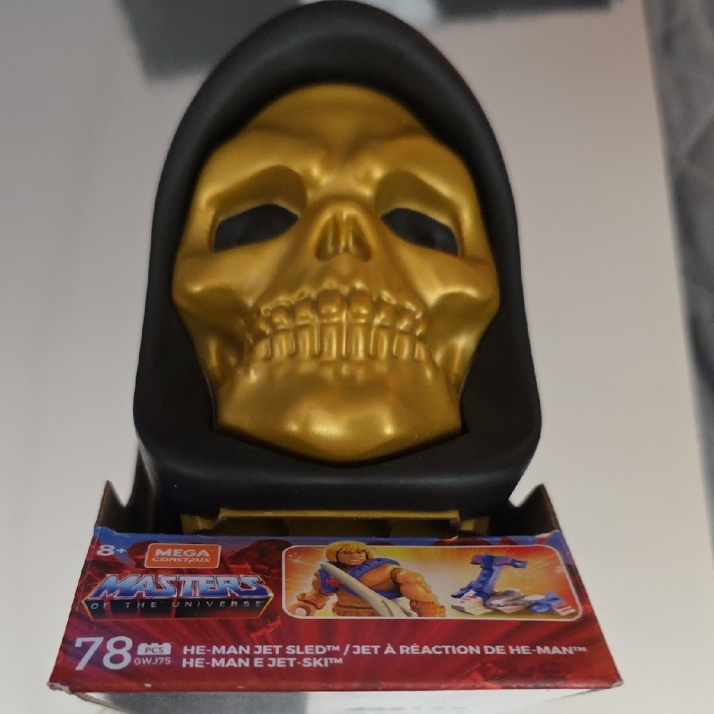 Mega Masters of the Universe Skeletor Figure
